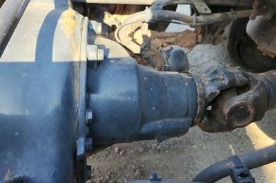 Meritor-Rockwell MT40-14X Rear Differential for a 2018 Freightliner Cascadia 125