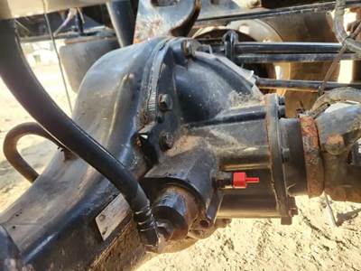 Meritor-Rockwell MT40-14X Rear Differential for a 2021 Peterbilt 348