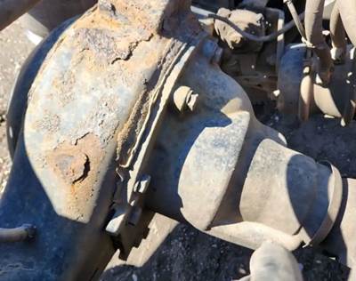 Meritor-Rockwell MT40-14X Rear Differential for a 2015 International 9900I