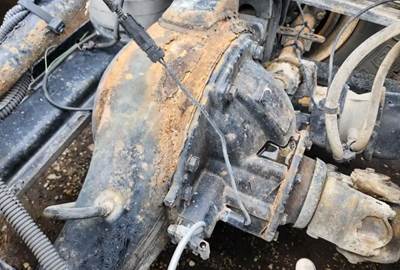 Meritor-Rockwell MT40-14X Rear Differential for a 2012 Freightliner Cascadia 125