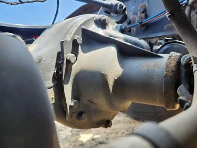 Meritor-Rockwell MT40-14X Rear Differential for a 2020 Freightliner Cascadia 126