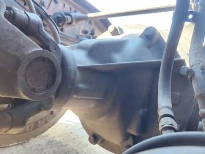 Meritor-Rockwell MT40-14X Rear Differential for a 2019 Freightliner Cascadia 126