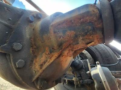Meritor-Rockwell MT40-14X Rear Differential for a 2012 Freightliner Cascadia 125