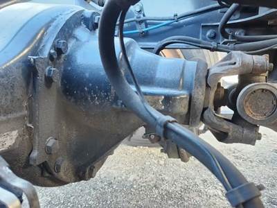 Meritor-Rockwell MT40-14X Rear Differential for a 2015 Freightliner Cascadia 125