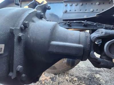 Meritor-Rockwell MT40-14X Rear Differential for a 2016 Volvo VNL