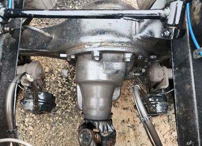 Meritor-Rockwell MT40-14X Rear Differential for a 2024 Freightliner Cascadia 126