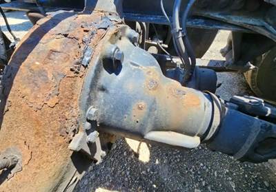 Meritor-Rockwell MT40-14X Rear Differential for a 2017 Freightliner Cascadia 125