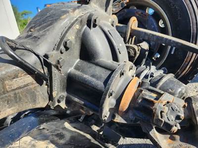 Meritor-Rockwell MT40-14X Rear Differential for a 2024 Mack Anthem