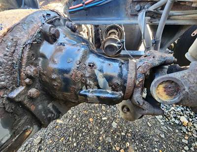Meritor-Rockwell MT40-14X Rear Differential for a 2021 Freightliner Cascadia 126