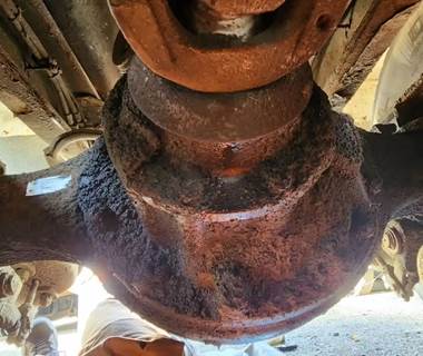 Meritor-Rockwell Rear Differential for a 2003 Western Star 4900 FA