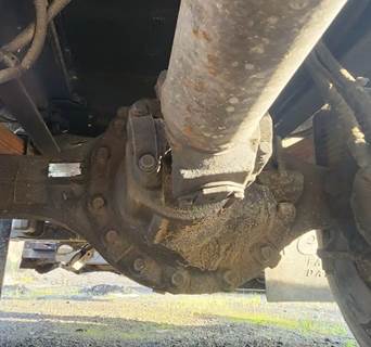 Meritor-Rockwell Rear Differential for a 2005 Freightliner M2 106