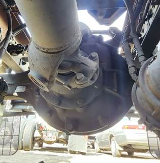 Meritor-Rockwell Rear Differential for a 2015 Freightliner Cascadia 113