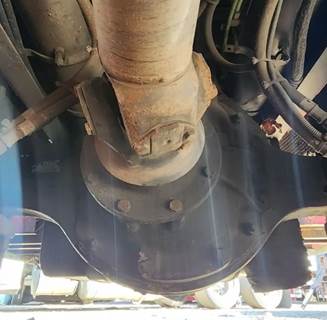 Meritor-Rockwell Rear Differential for a 2007 Pierce Custom Contender