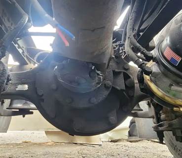 Meritor-Rockwell Rear Differential for a 2012 Freightliner Cascadia 113
