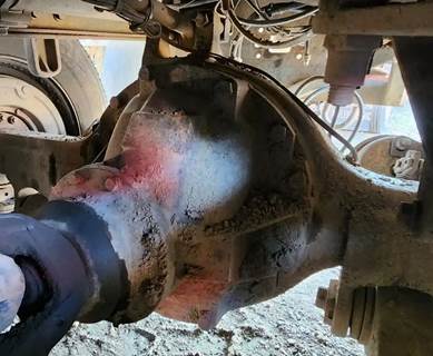 Meritor-Rockwell Rear Differential for a 1994 White AUTOCAR ACL64