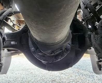 Meritor-Rockwell Rear Differential for a 2011 Freightliner Cascadia 113