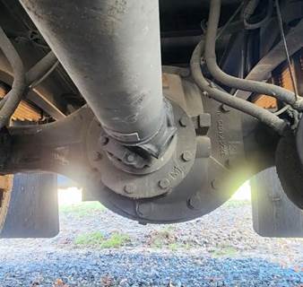 Meritor-Rockwell Rear Differential for a 2016 International DuraStar 4300