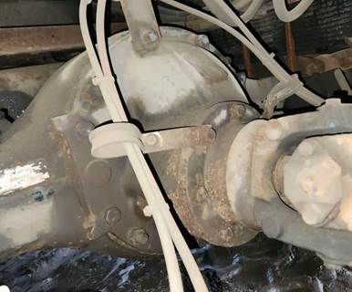 Meritor-Rockwell Rear Differential for a 1996 Spartan Metro Star