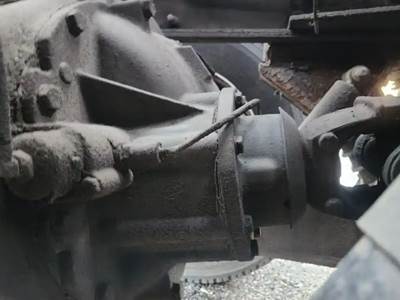 Meritor-Rockwell RPL23160 Rear Differential for a 2008 Mack MRU613