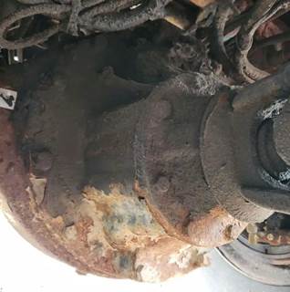 Meritor-Rockwell RS23160 Rear Differential for a 2001 International 4900