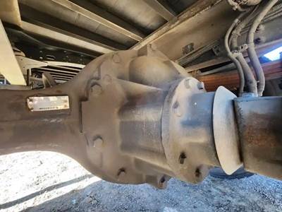 Meritor-Rockwell RS23160 Rear Differential for a 2014 Freightliner M2 106