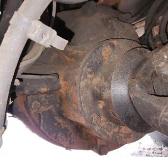 Meritor-Rockwell RS23160 Rear Differential for a 2001 Sterling L7500