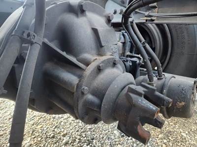 Meritor-Rockwell RS23160 Rear Differential for a 2019 Freightliner M2 106