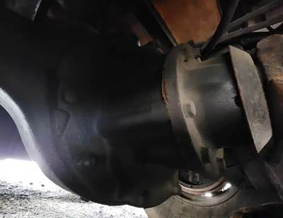 Meritor-Rockwell RS24160 Rear Differential for a 2003 Pierce Model Tilt Cab