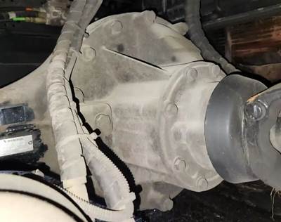 Meritor-Rockwell RS26185 Rear Differential for a 2020 Sutphen Fire Truck