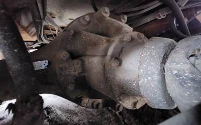 Meritor-Rockwell RS30180 Rear Differential for a 1998 E-One Fire Truck