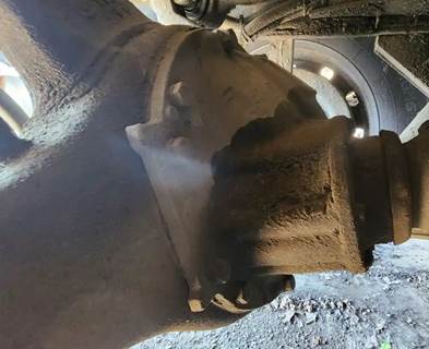 Meritor-Rockwell RT40-145 Rear Differential for a 2000 Sterling L9500