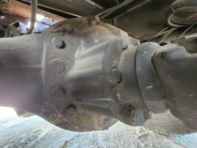 Meritor-Rockwell RT40-145 Rear Differential for a 2007 Freightliner Columbia 120
