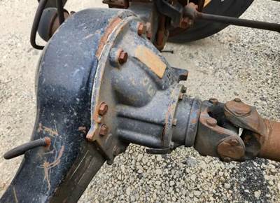 Meritor-Rockwell RT40-145 Rear Differential for a 2006 Freightliner Columbia 112