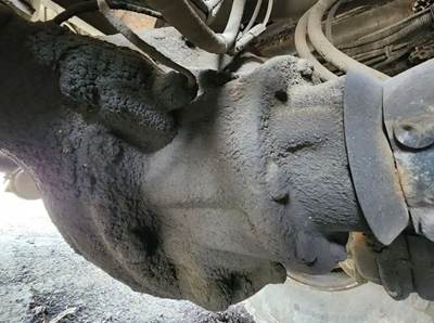 Meritor-Rockwell RT46-160 Rear Differential for a 2007 Freightliner M2 112 Medium Duty