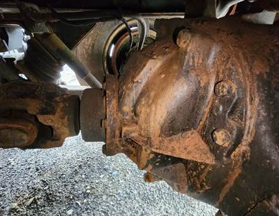 Meritor-Rockwell RT46-160 Rear Differential for a 2000 Sterling L9500