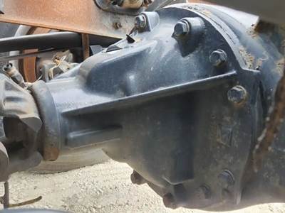 Paccar MR2014P3 Rear Differential for a 2019 Kenworth T680