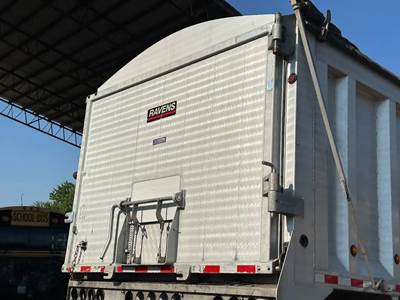 (Used) Trailer Dump Ravens, Door Rear/Back- Make: Ravens, Location: Rear,  Color