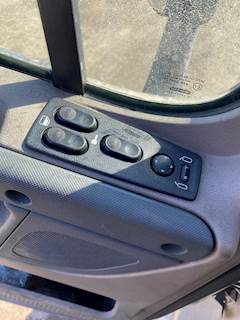 Freightliner Cascadia 125 Door Electrical Switch