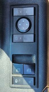 Freightliner Cascadia 126 Door Electrical Switch