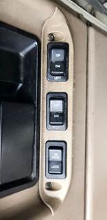 International 9900i Door Electrical Switch
