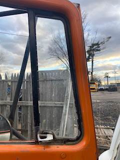 International CO-1750B Door Vent Window