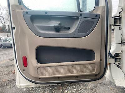 Freightliner Cascadia 125 Door Window Regulator