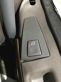 Volvo VNL Door Window Regulator