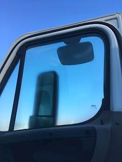 Freightliner Cascadia 113 Door Window