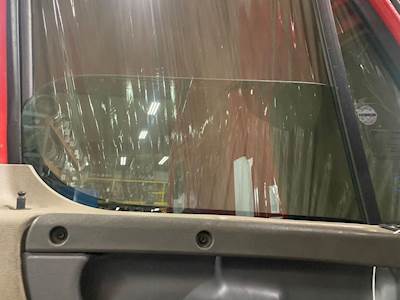 Freightliner Cascadia 125 Door Window