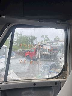 Freightliner Cascadia 125 Door Window