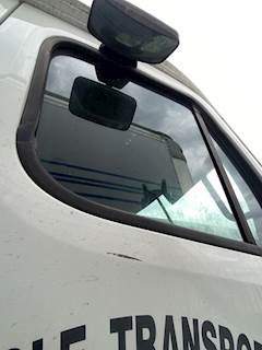 Freightliner Cascadia 125 Door Window