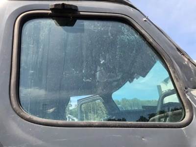 Freightliner Cascadia 126 Door Window