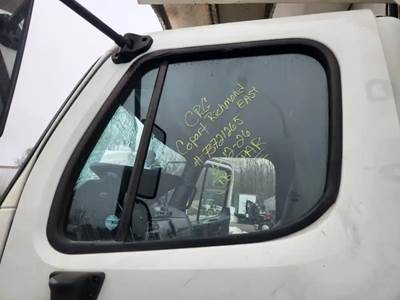 Freightliner M2 106 Door Window