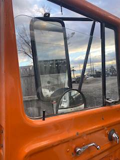 International CO-1750B Door Window